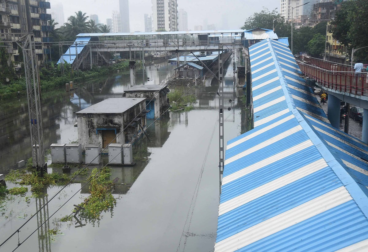 Waterlogging in Matunga due to heavy rainfall in Mumbai