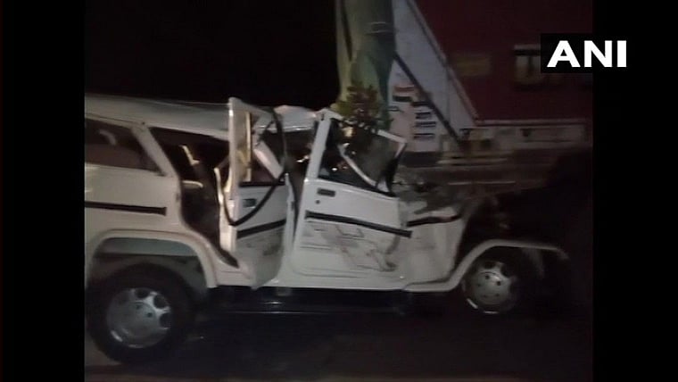 6 children among 14 killed in road accident in Uttar Pradesh’s Pratapgarh