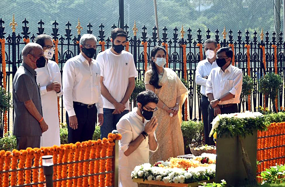 Maharashtra Minister Aaditya Thackeray pays floral tribute to his grandfather BalasahebThackeray at his Memorial on his death anniversary, at Shivaji Park in Mumbai on Tuesday