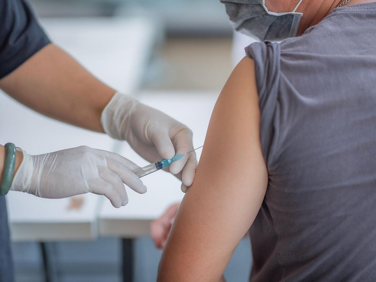 Corona Vaccine Tracker on Nov 7, 2020