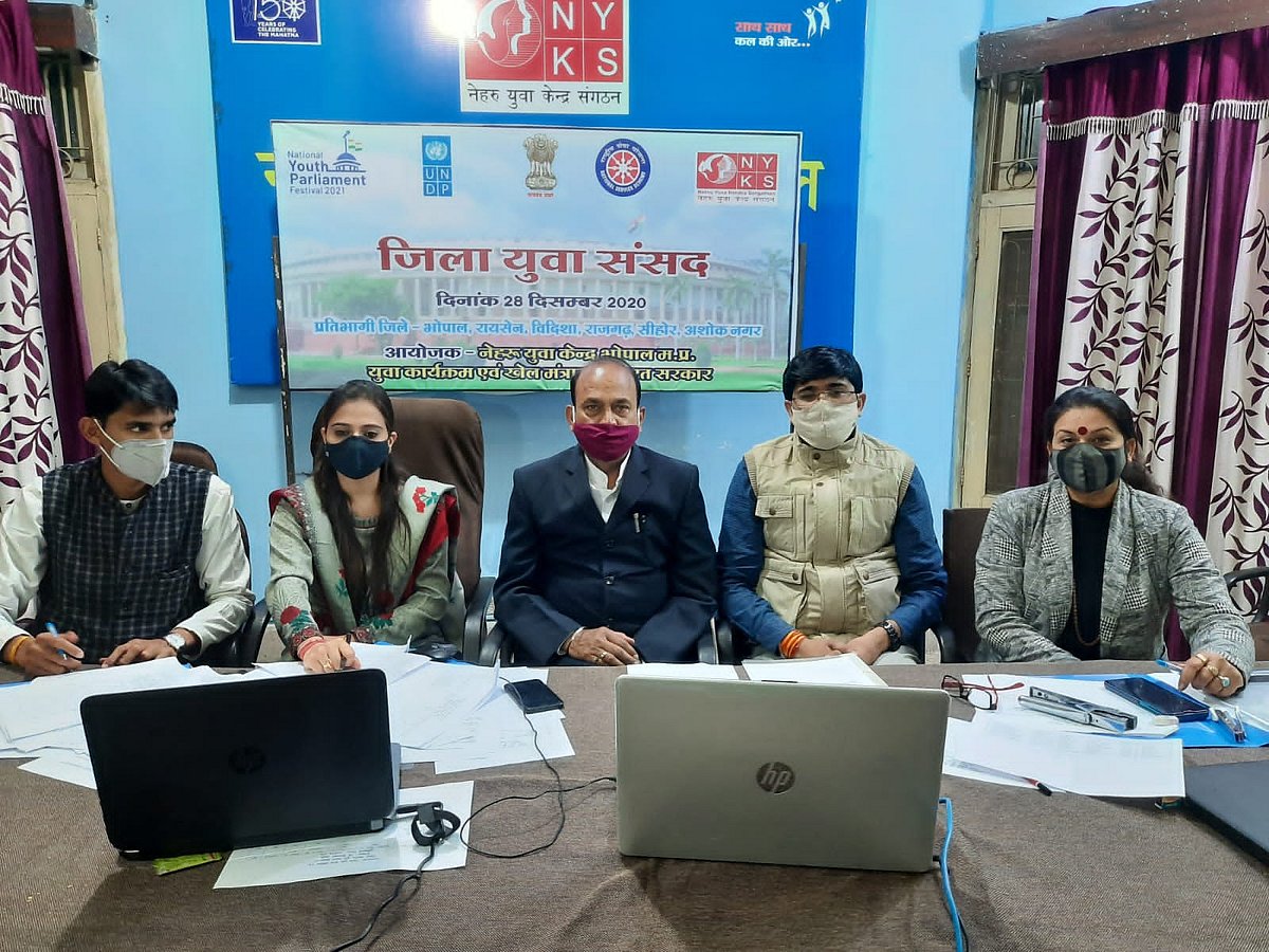 Bhopal: Twelve speakers from six districts selected for the state Youth Parliament competition