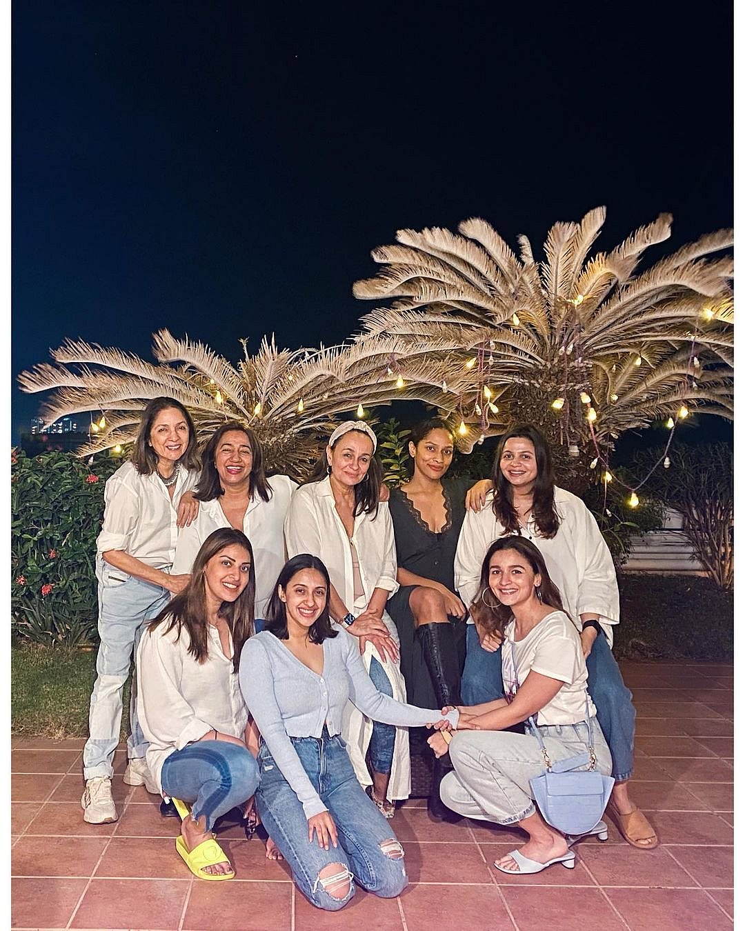Masaba Gupta forgets the dress-code in Alia Bhatt's 'special' girl gang pic featuring Akanksha...
