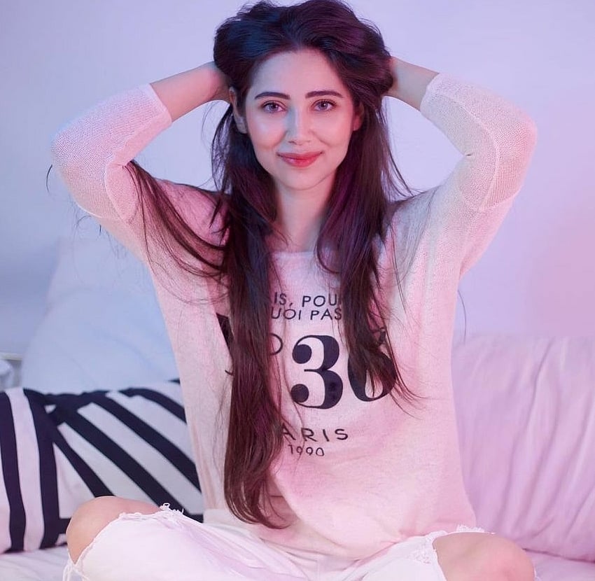 Actress Zara Khan gets rape threats from MBA aspirant