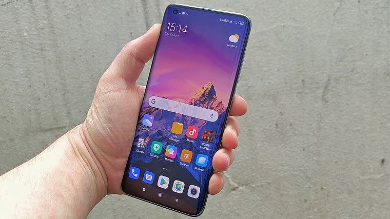 After mocking Apple, Xiaomi CEO Lei Jun now says no charger with Mi 11