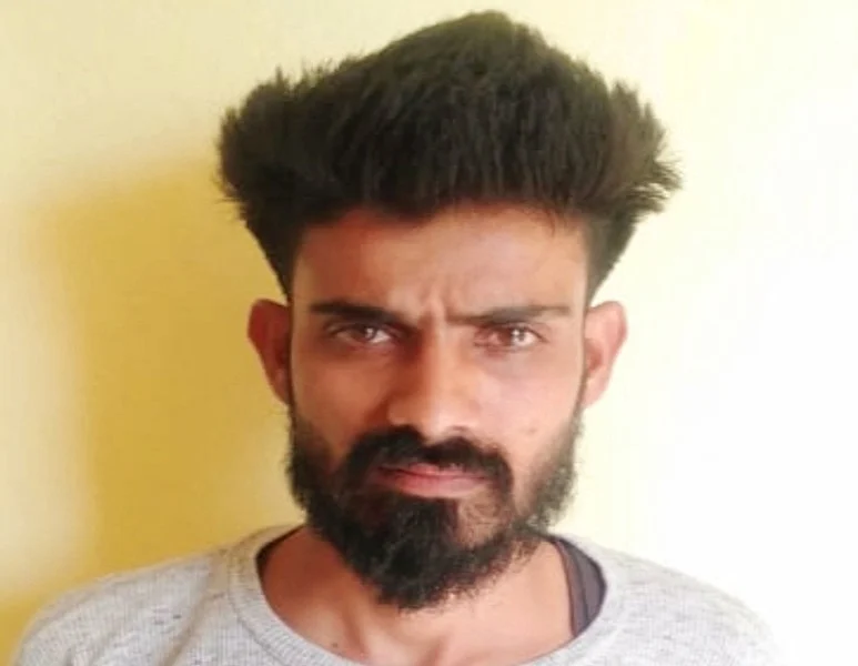 Accused Sunny alias Sohail Mansuri