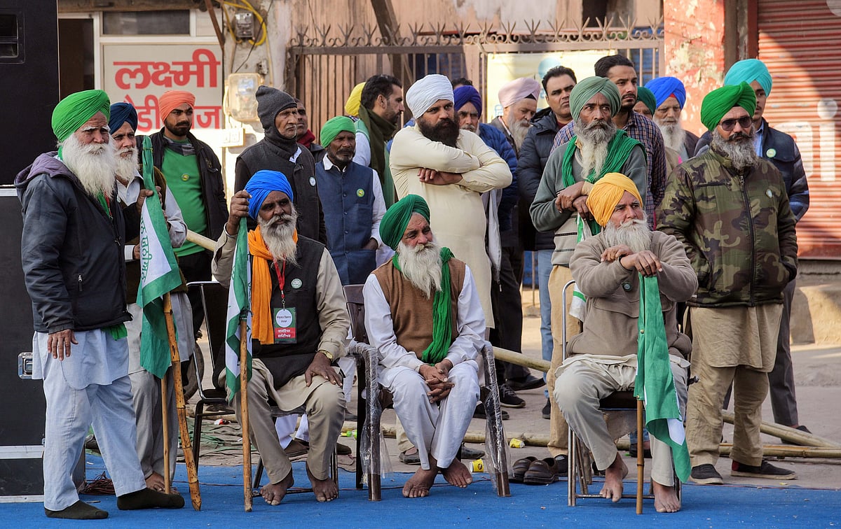 Farmers sitting at Tikri Border during a protest against farm law, in New Delhi on Jan 21.