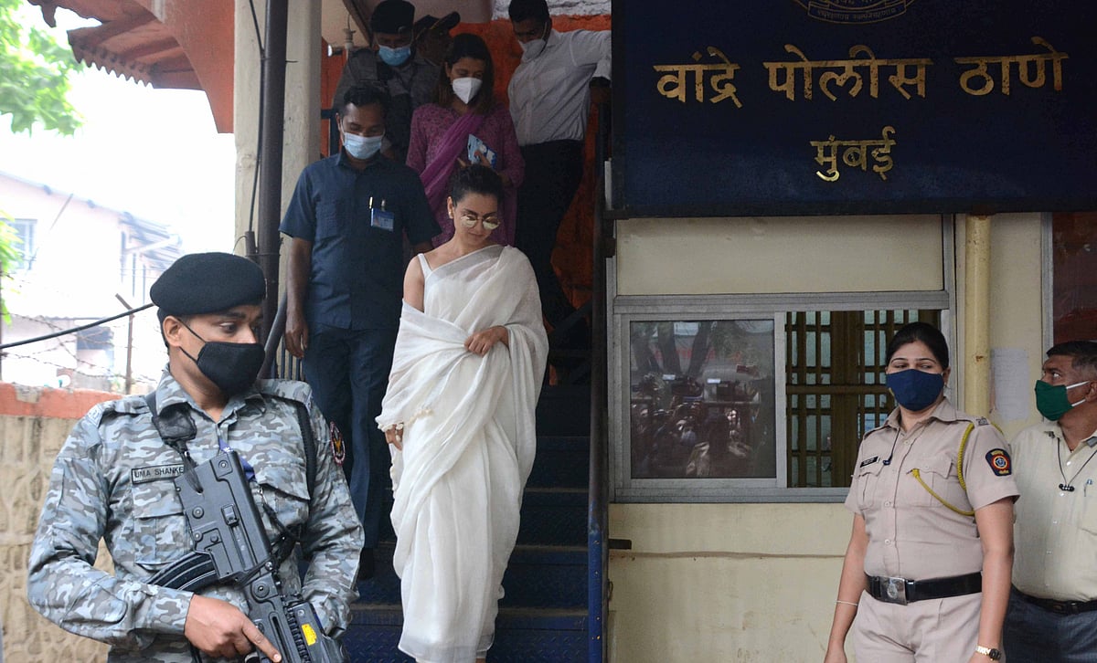Sedition charges: Kangana Ranaut, sister appear before Bandra Police