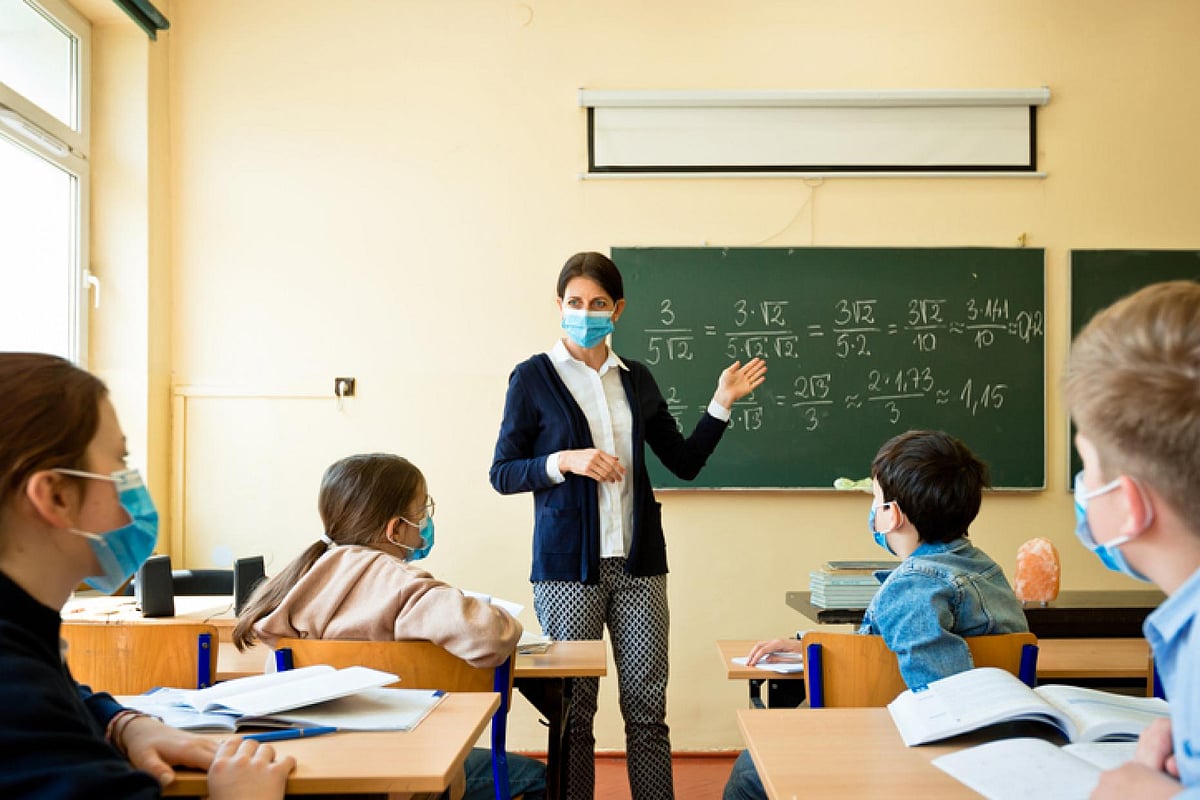 Teachers having to work harder than any other professionals: Study