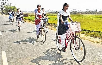 Madhya Pradesh: No cycles for 300,000 students, government saves Rs 300 crore