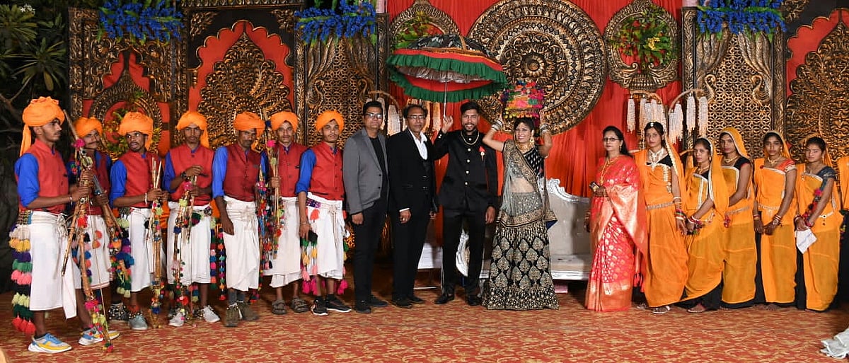 
Madhya Pradesh: Urbanites root for tribal music at weddings, tribal dance is fashionable now  