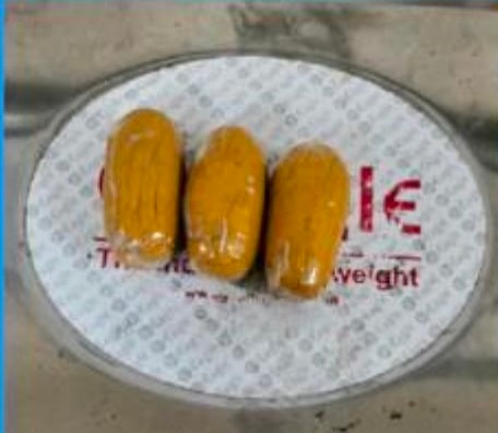 Woman flyer held carrying wet gold dust worth Rs 43.35 lakh