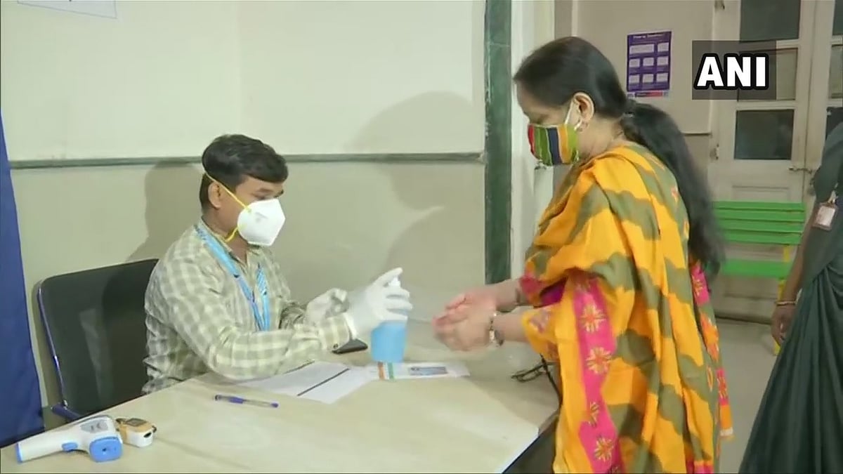Maharashtra: Dry run of administering COVID-19 vaccine begins in Pune 