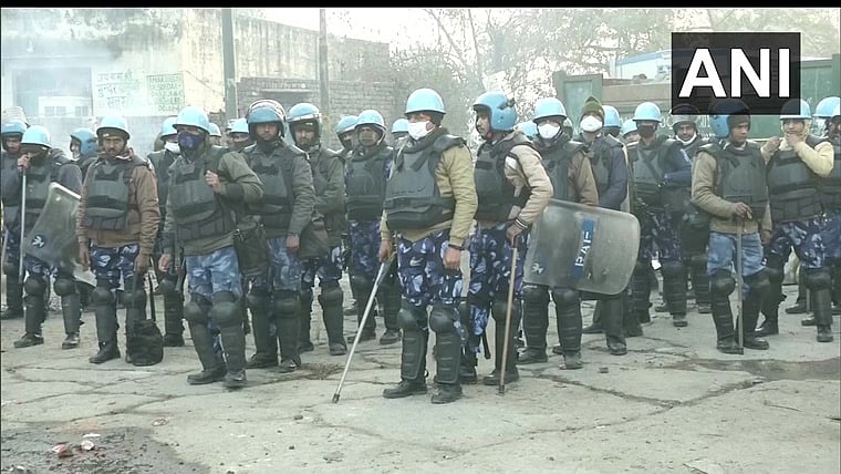 Farmers’ Protest: Heavy security deployed at Singhu, Tikri borders as protest enters Day 66