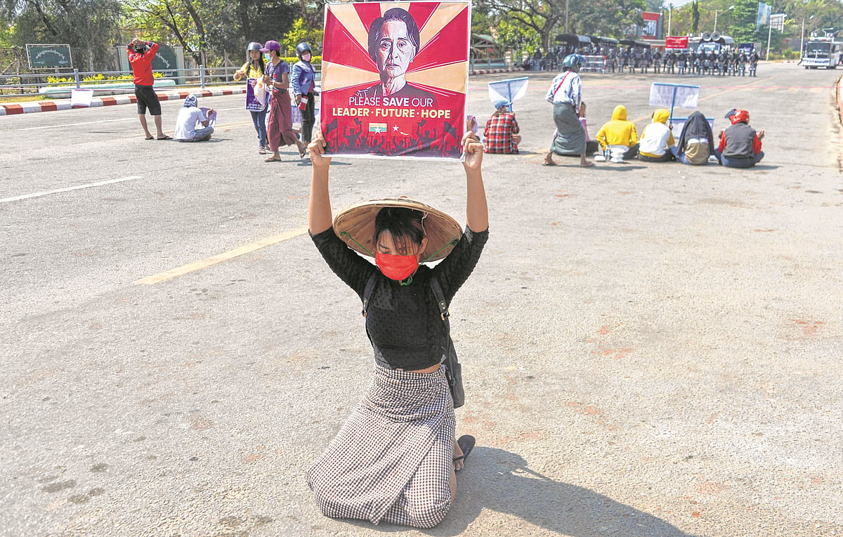 Myanmar's Suu Kyi faces new charge as crackdown intensifies