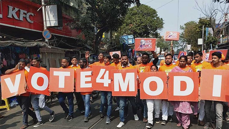 West Bengal: Jai Shri Ram echoed in North Kolkata as team NaMo campaigned for PM Modi ahead of election