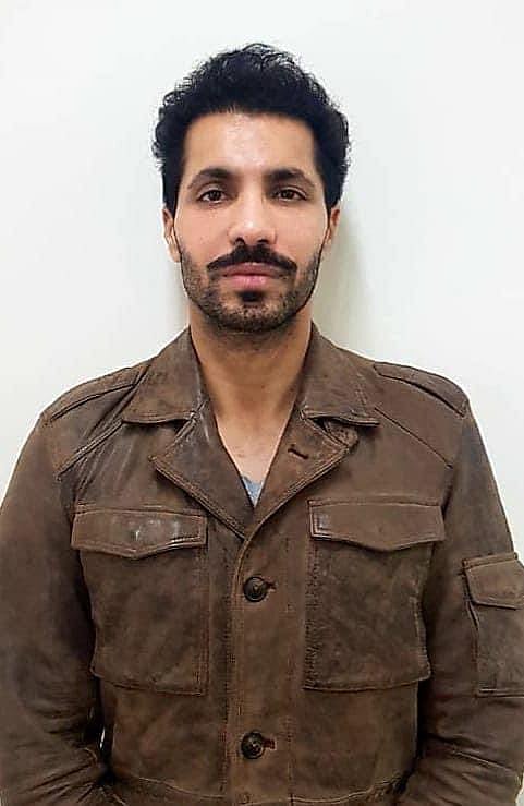 article-image