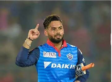 Rishabh Pant, support staff Dayanand Garani test positive for COVID-19, Wriddhiman Saha, two others put under isolation