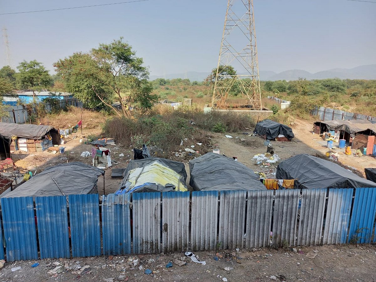 Seed Inspector lodges police complaint against company salesman for selling seeds without bill