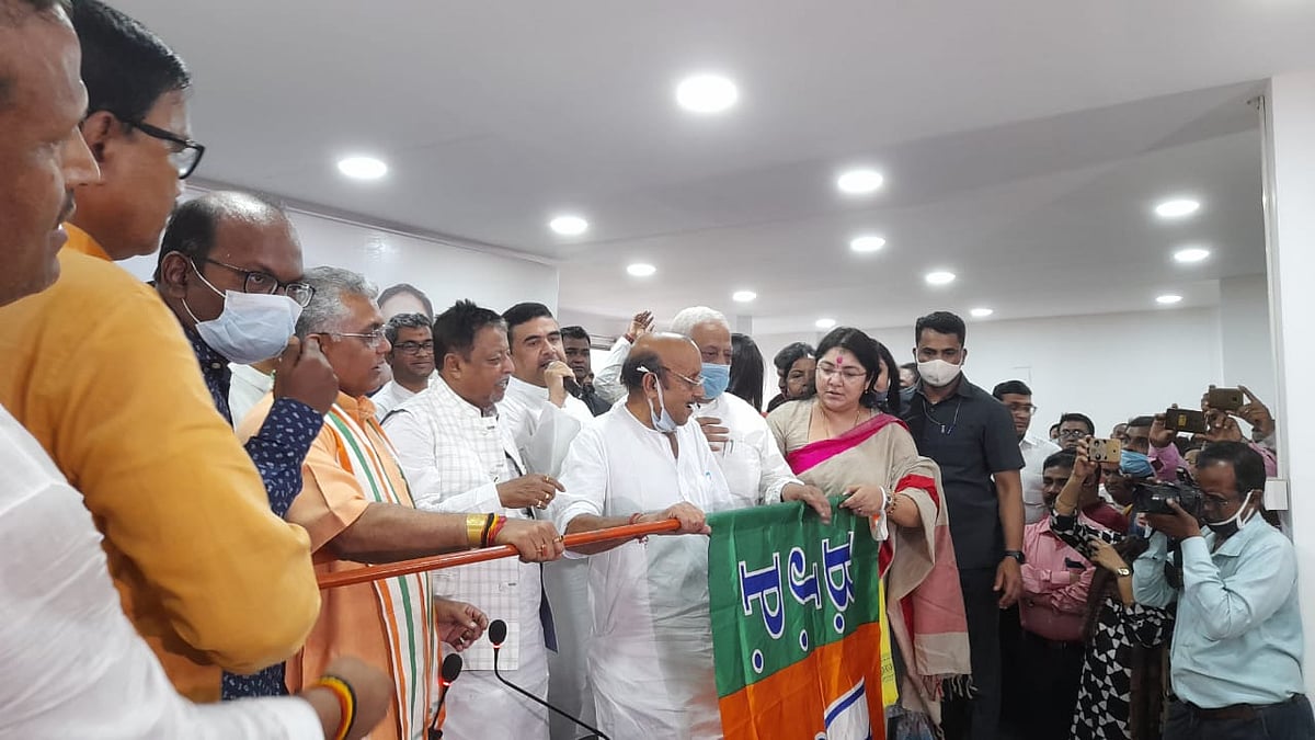 TMC exodus continues: 5 sitting MLAs, 14 Malda Zilla Parishad members join BJP ahead of West Bengal Assembly polls