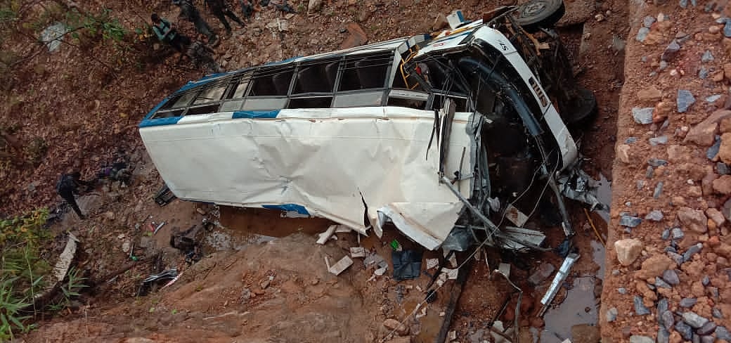 Chhattisgarh: 5 killed, 14 injured as Maoists blow up bus carrying DRG jawans
