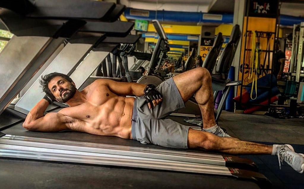 Why so hot? Sonu Sood's enticing thirst trap at 47 invites a barrage of fire emojis on Instagram