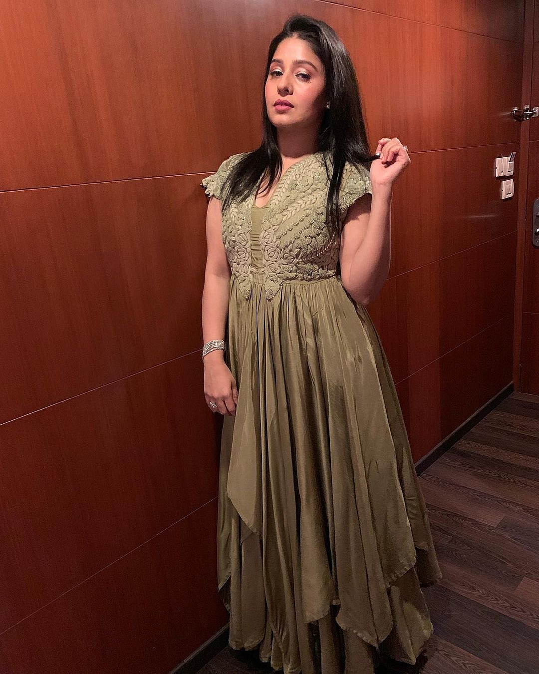 'Sounds like a man’s voice': When Sunidhi Chauhan was asked to 'pack her bags and go home'