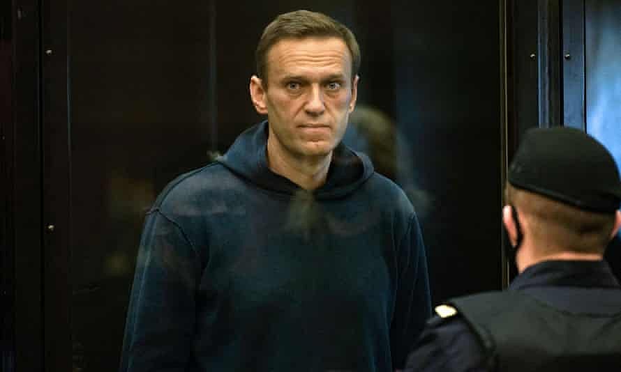 Hunger-striking Alexei Navalny to go to prison hospital
