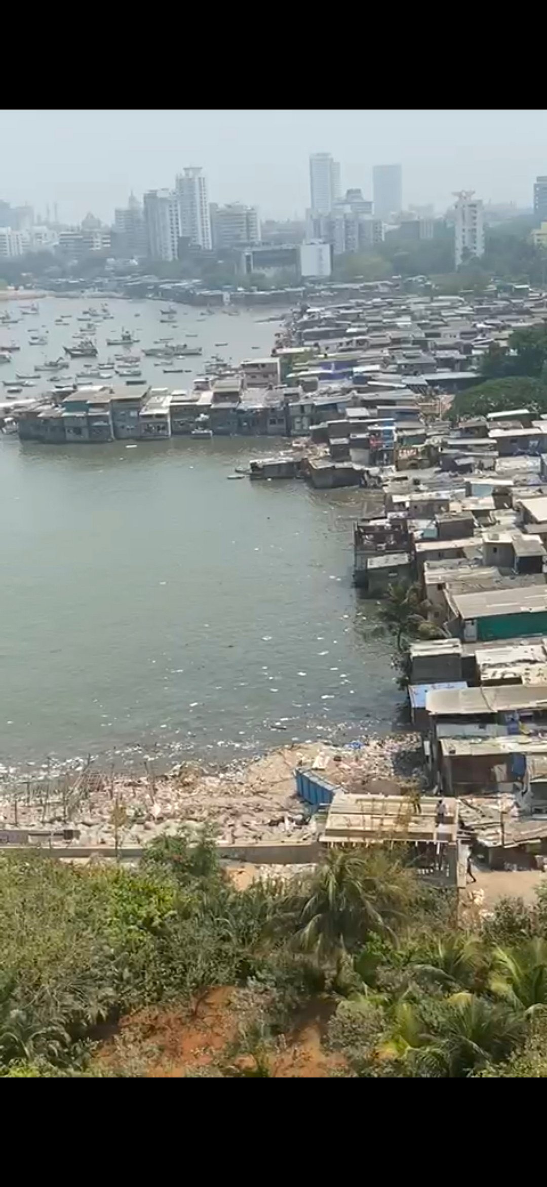 Mumbai: Concern raised over illegal hutments in sea at Cuffe Parade 