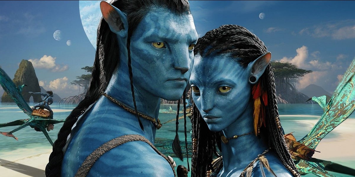 James Cameron reveals official title of 'Avatar 2'; screens first footage at CinemaCon