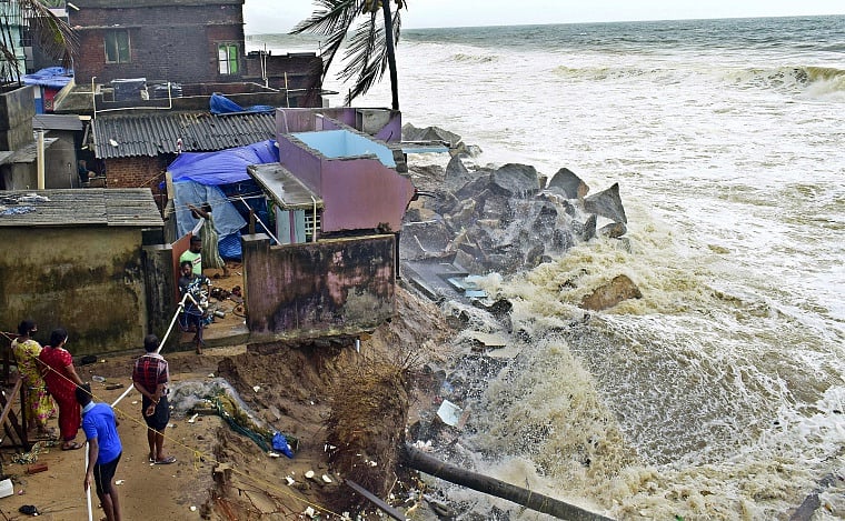 Cyclone Tauktae in Raigad: Three dead, two injured; over 1784 houses damaged