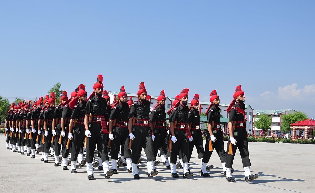 624 young men from Jammu and Kashmir were formally inducted into the Jammu Kashmir Light Infantry Regiment (JKLIR) on Friday, June 25, after eleven months of training.