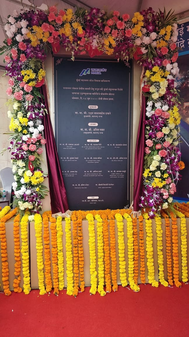 It was part of MMRDA's Kalanagar junction decongestion plan.