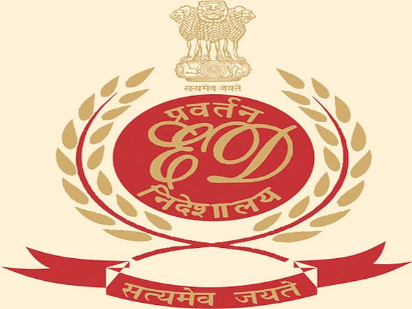 Mumbai: Two days before raids on Anil Deshmukh, ED recorded statement of sacked cop Sachin Vaze in jail