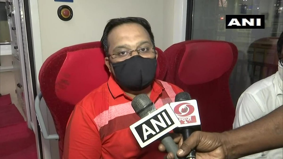 Vistadome coach will offer unhindered views of valley, river, waterfalls, and much more on the Mumbai-Pune route, says a commuter