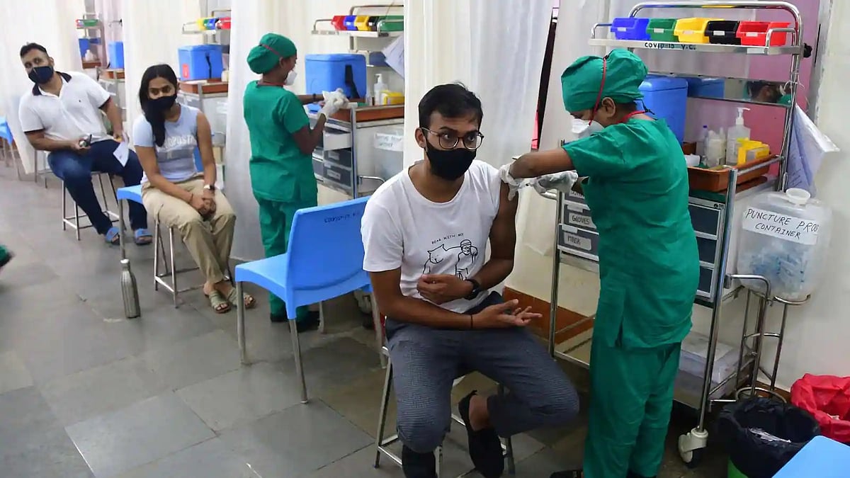 COVID-19: Declining trend of fresh infections continues as India logs 3,325 new cases; active cases dip to 44,175