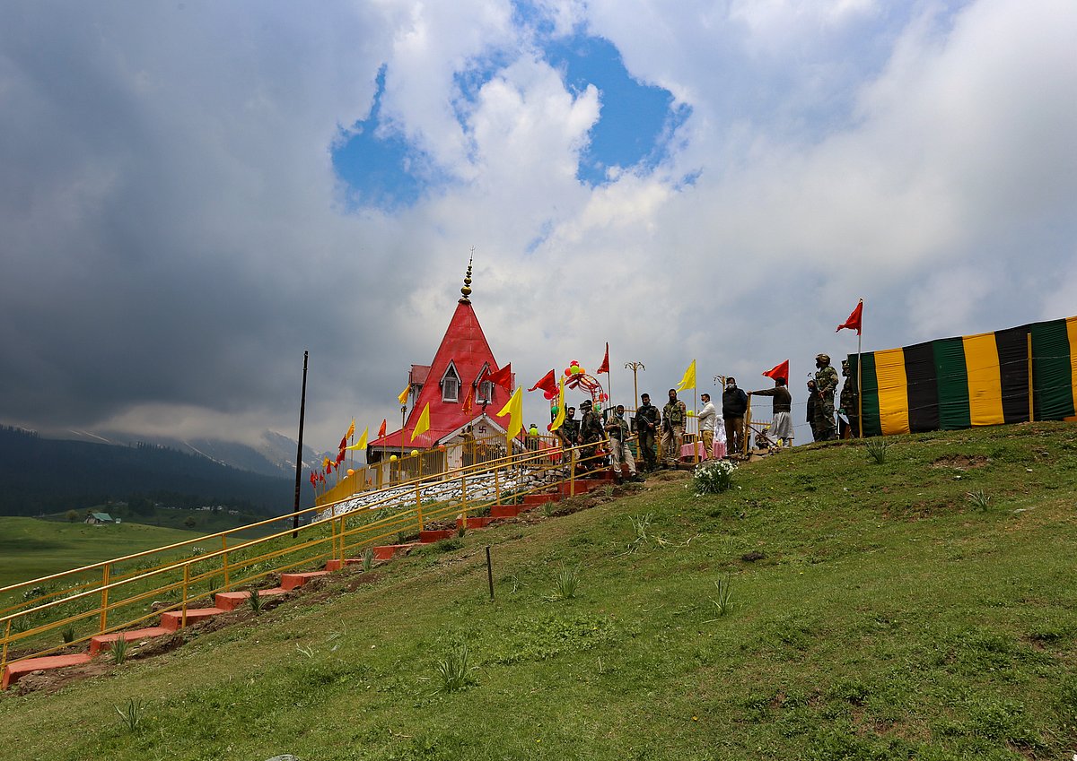 The army battalion at Gulmarg, with the help of locals, renovated a hundred-year-old Shiv temple. It was reopened for the public on June 01, 2021.