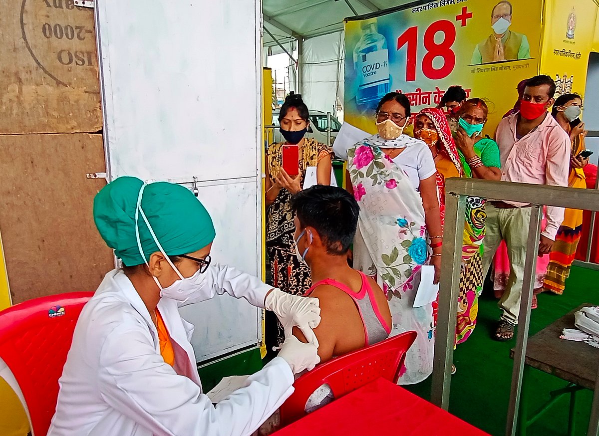 Indore: Over 55K vaccinates as city witnesses great zeal among people
