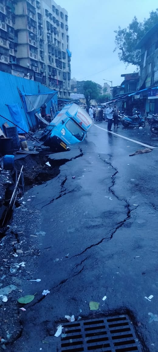 The incident took place today morning in Sewri