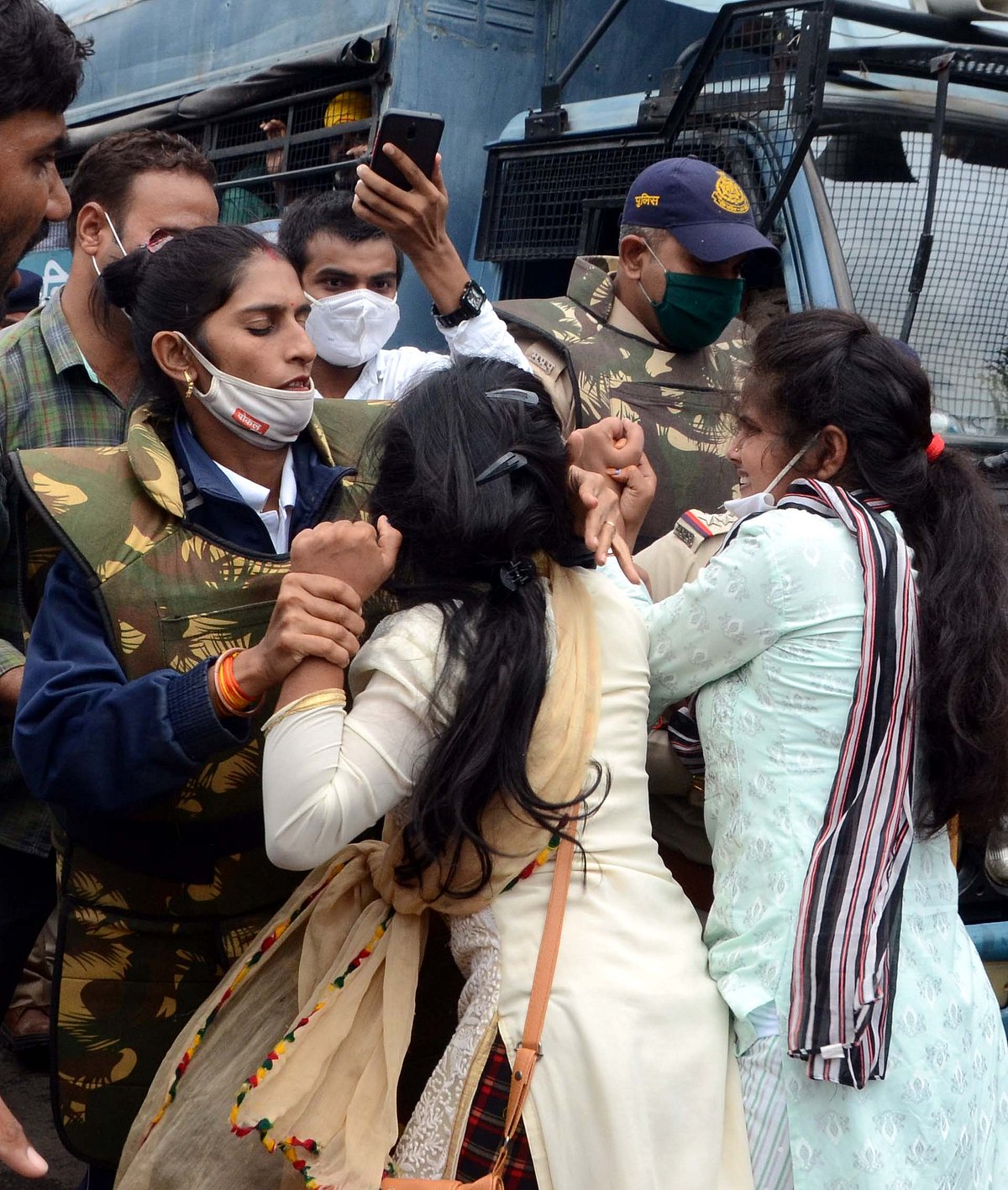 Police stops the Members of Other Backward Castes (OBC) Mahasabha from marching to CM House in Bhopal on Wednesday.