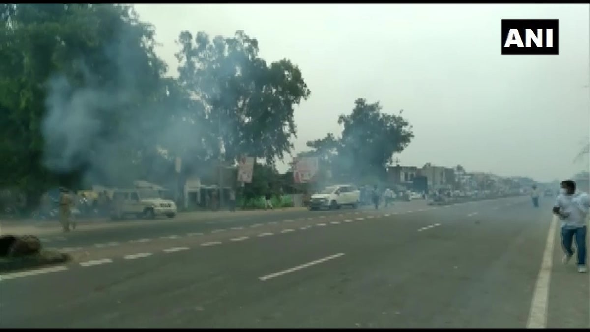 Clash breaks out between BJP and independent candidate supporters in Sitapur during nomination filing of block president election on July 8, 2021. Grenades lobbed at vehicles. 3 people critically injured.