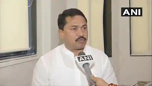 Mumbai: Turn anger into strength if friends backstab us, Nana Patole tells Congress workers
