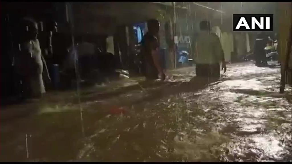 Rainwater entered houses in Hanuman Nagar, Kandivali East area of Mumbai