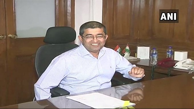 Mumbai: Former BMC Commissioner Praveen Pardeshi quits hours after appointment as ACS in Marathi Bhasha Department