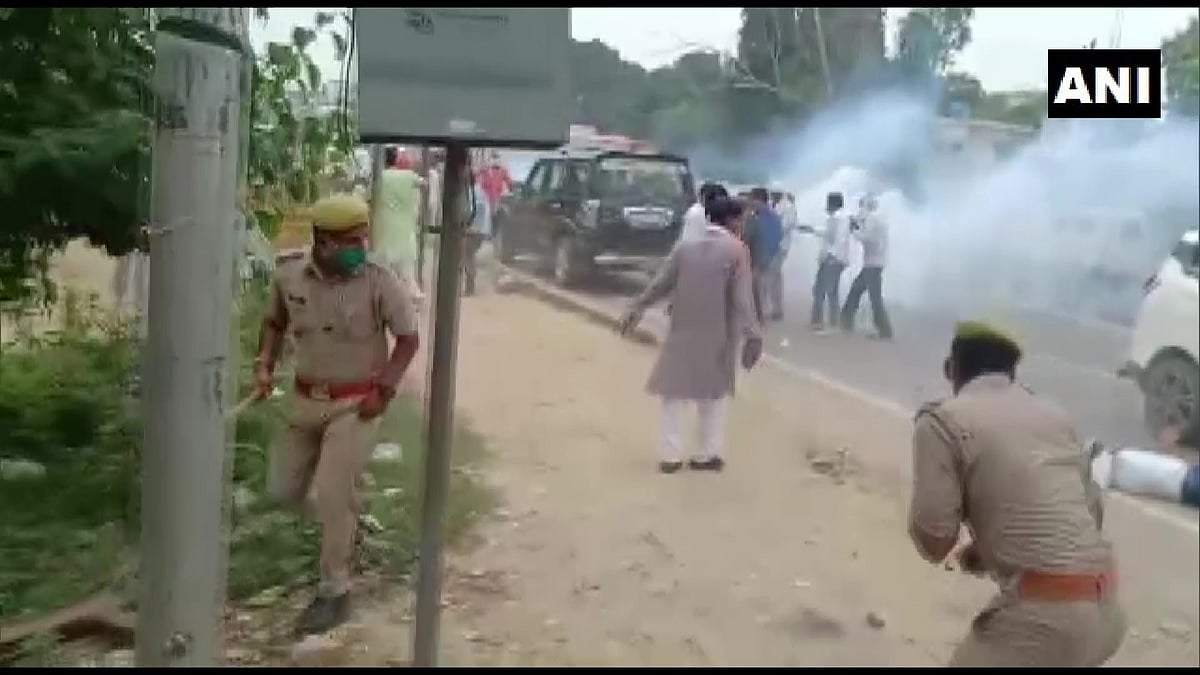 Clash breaks out between BJP and independent candidate supporters in Sitapur during nomination filing of block president election on July 8, 2021. Grenades lobbed at vehicles. 3 people critically injured.
