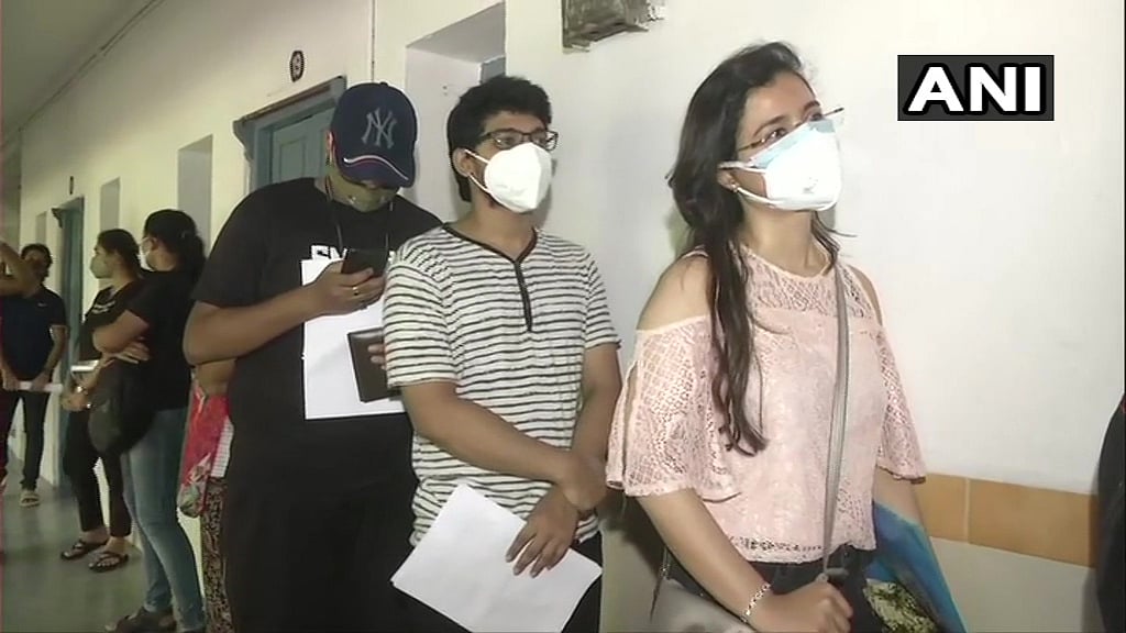 Youngsters waiting in line for their vaccination