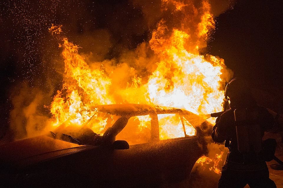 Karnataka BJP MLA Satish Reddy's car torched over 'rich-poor divide'