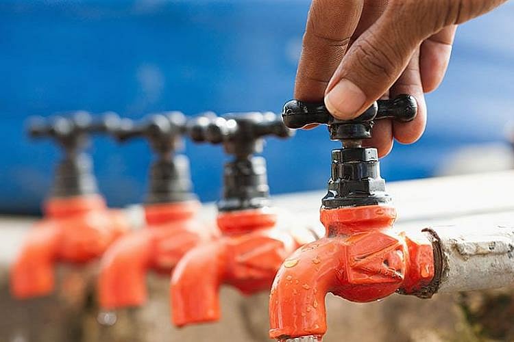 Indore: Water supply in 13 overhead tanks hit