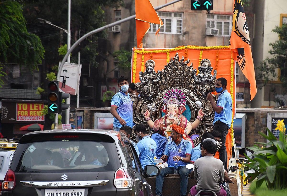 Mumbai police issues order, entry into Ganesh pandals prohibited amid COVID-19