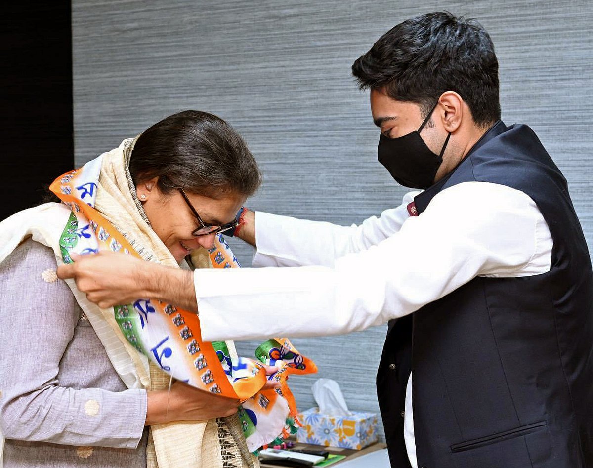 Watch Video: Mahila Congress chief Sushmita Dev joins TMC, likely to be made in charge of Assam