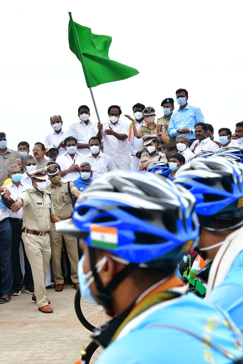 The cyclers started their journey from Kanyakumari and would head to Rajghat, in Delhi